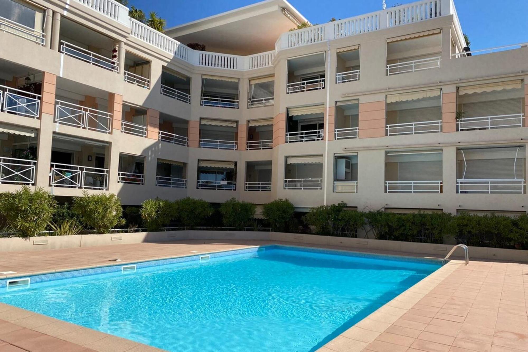 06ai - Beautiful Renovated - Sea And Pool View Apartamento *
